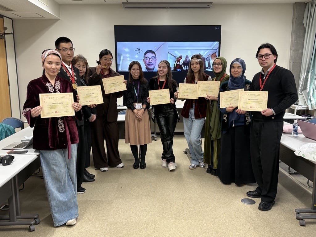 Қиыр Шығыс кафедрасының аға оқытушысы мен студенттері Жапонияның Цукуба университетінде өткен Sakura Science Exchange Program халықаралық бағдарламасына қатысты